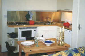 Kitchen area in self catering Highbury studio